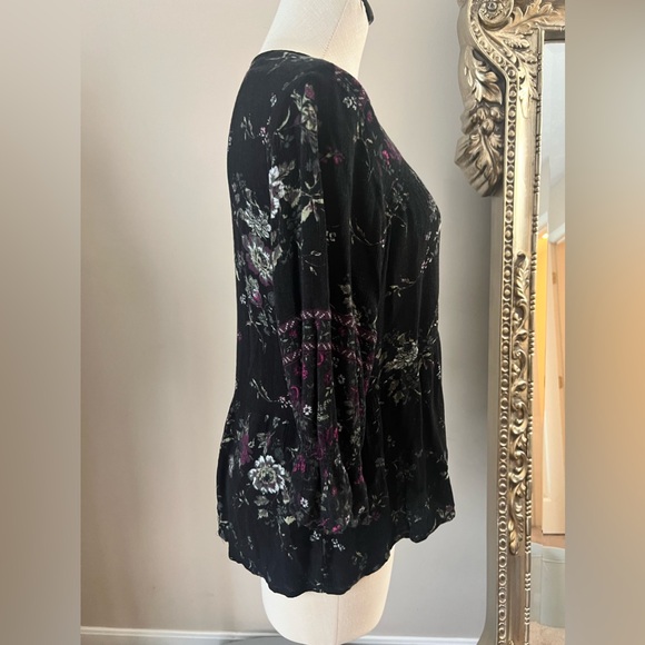 Black Floral Blouse - Picture 2 of 5